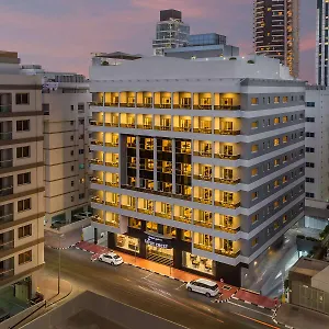 Aparthotel Savoy Crest