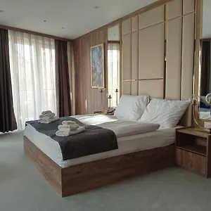 Hotel Foldana, Budapesta
